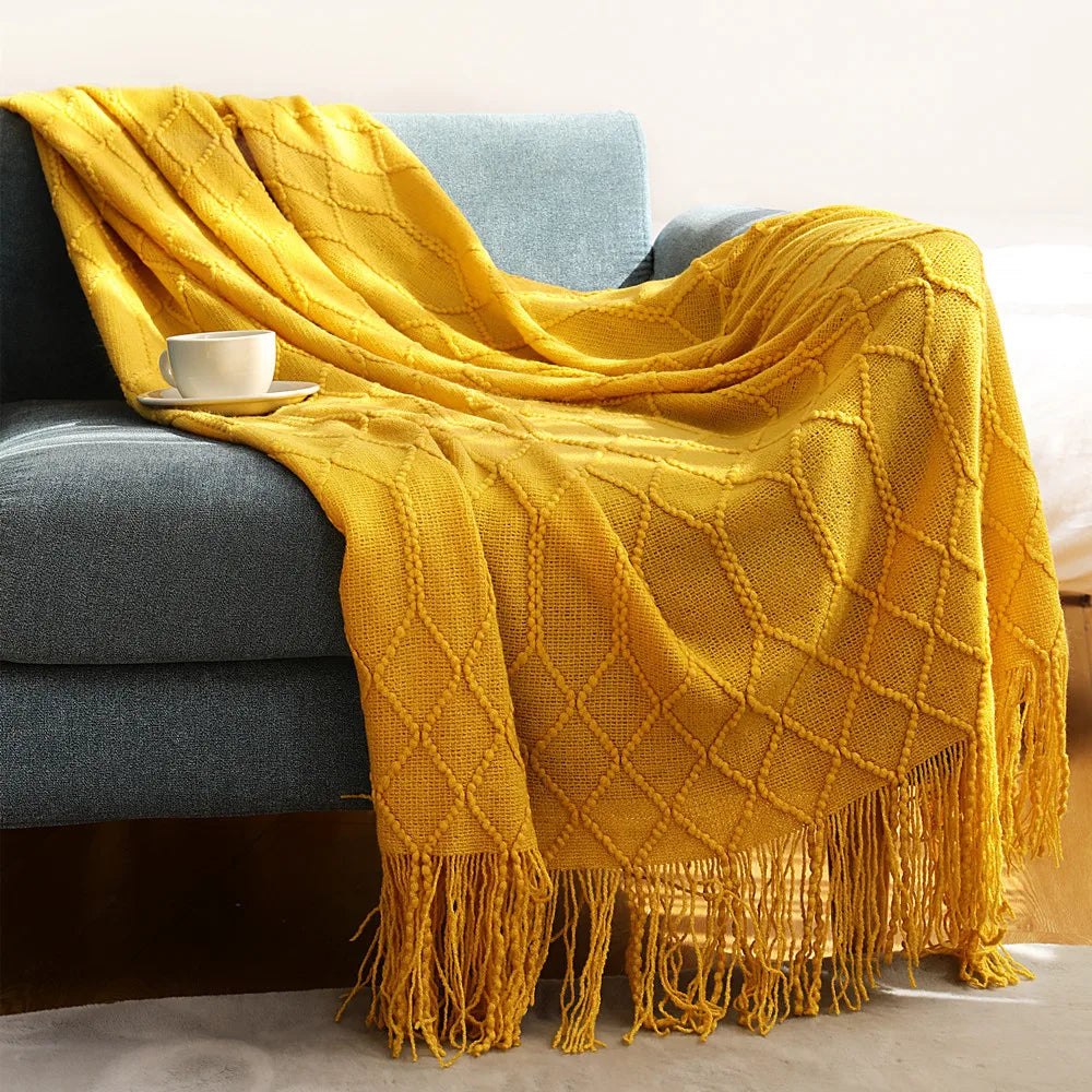 How to Choose a Throw Blanket You'll Actually Use